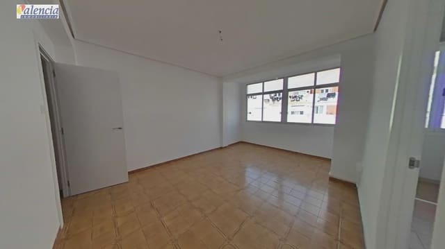 4 bedroom Flat for sale in Xirivella - € 170,000 (Ref: 10007639)