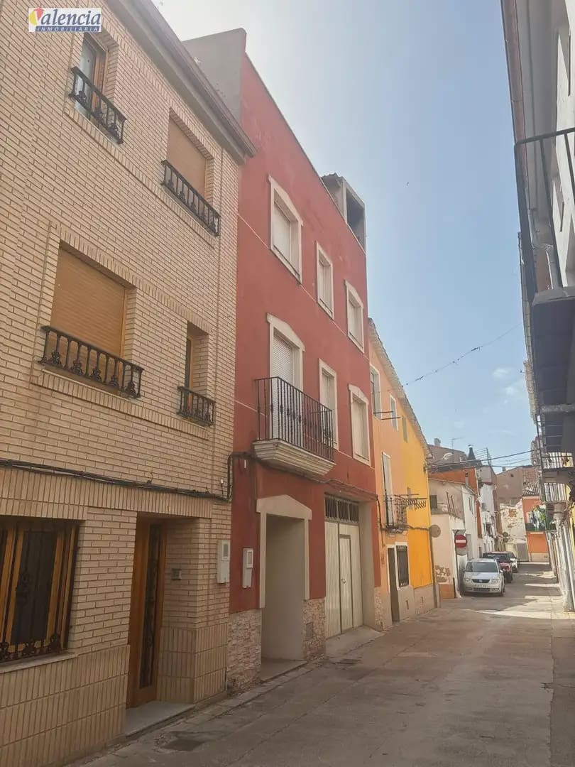 4 soverom Hus til salgs i Utiel med garasje - € 173 100 (Ref: 10007640)