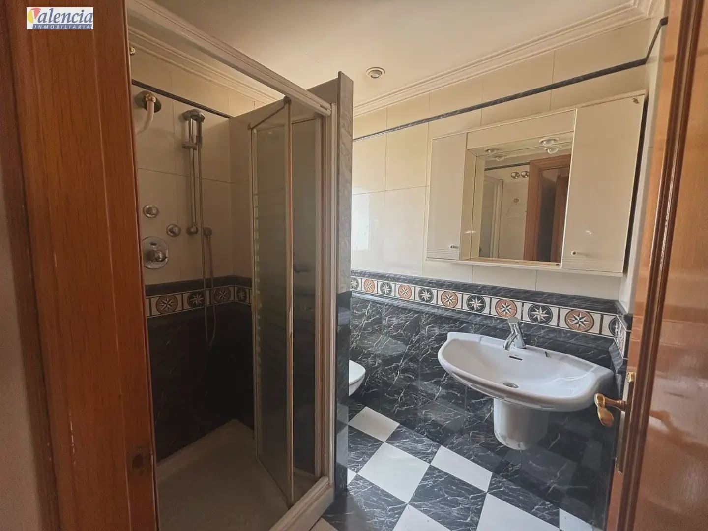 4 soverom Hus til salgs i Utiel med garasje - € 173 100 (Ref: 10007640)
