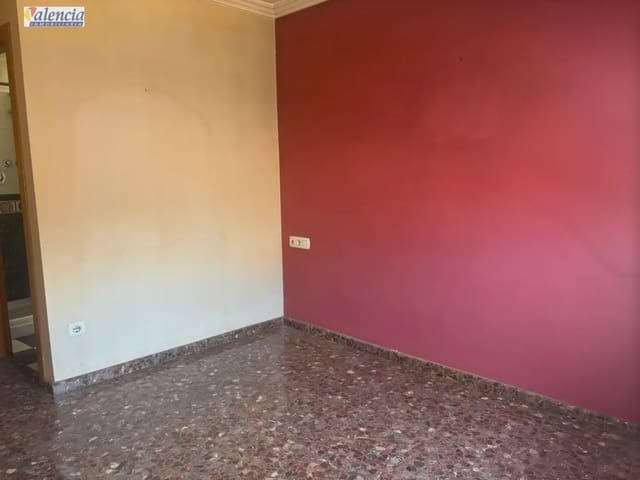 4 camera da letto Casa in vendita in Utiel - 173.100 € (Rif: 10007640)