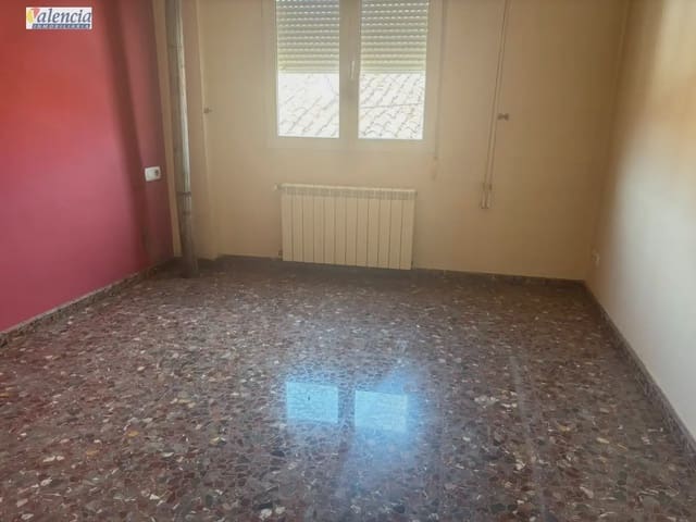 4 camera da letto Casa in vendita in Utiel - 173.100 € (Rif: 10007640)