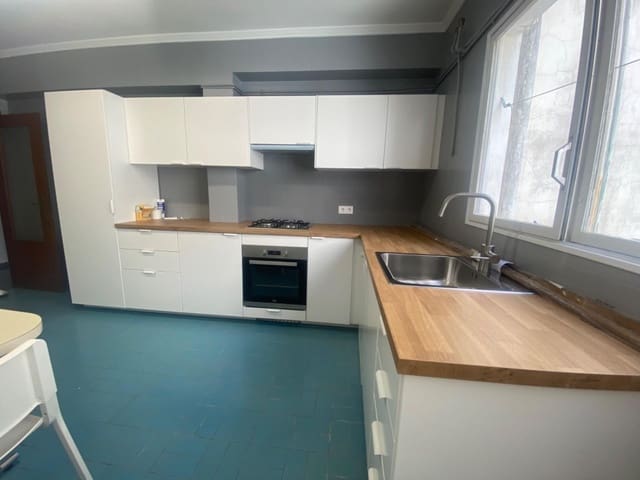 Piso de 3 habitaciones en Torrent en alquiler - 1.200 € (Ref: 9029539)