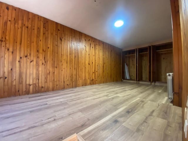 4 camera da letto Villa da affittare in Torrent con piscina garage - 2.300 € (Rif: 9208326)