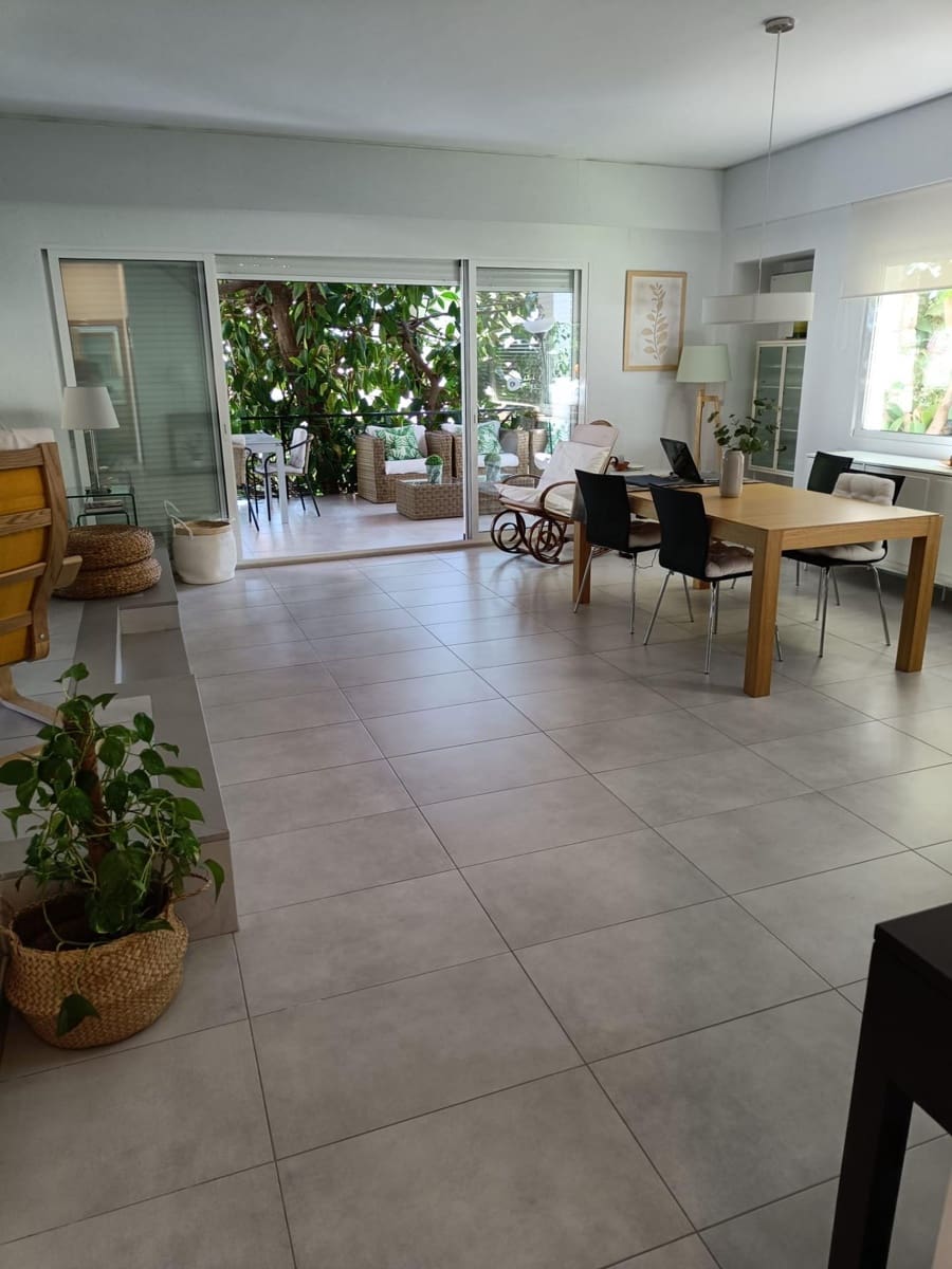 4 soveværelse Villa til salg i Torrent med swimmingpool - € 530.000 (Ref: 9215411)