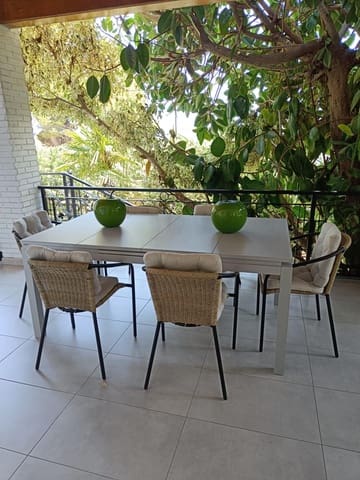 4 soveværelse Villa til salg i Torrent med swimmingpool - € 530.000 (Ref: 9215411)