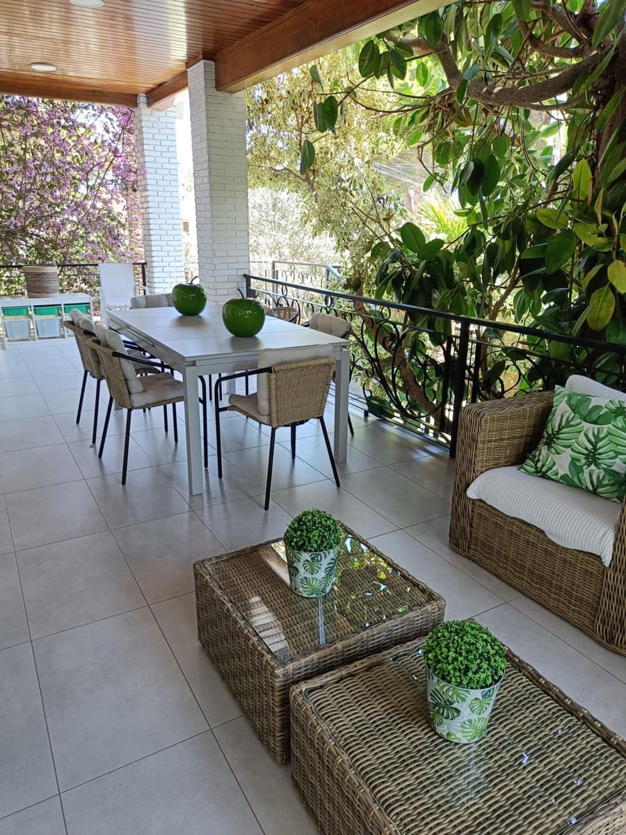 4 soveværelse Villa til salg i Torrent med swimmingpool - € 530.000 (Ref: 9215411)