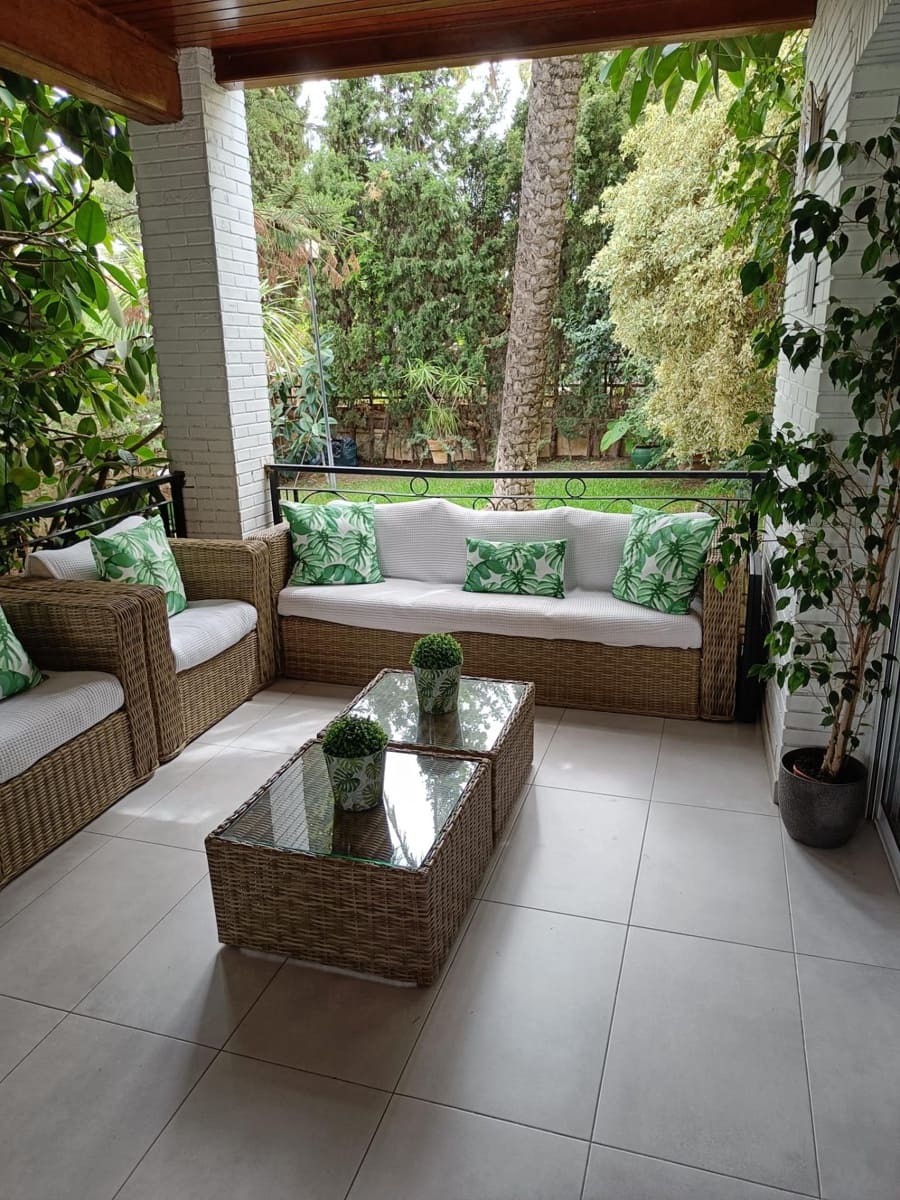 4 soveværelse Villa til salg i Torrent med swimmingpool - € 530.000 (Ref: 9215411)