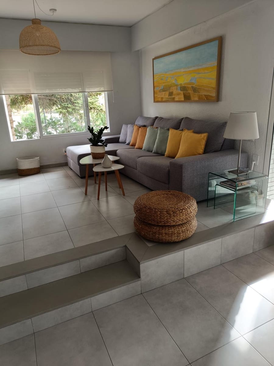 4 soveværelse Villa til salg i Torrent med swimmingpool - € 530.000 (Ref: 9215411)