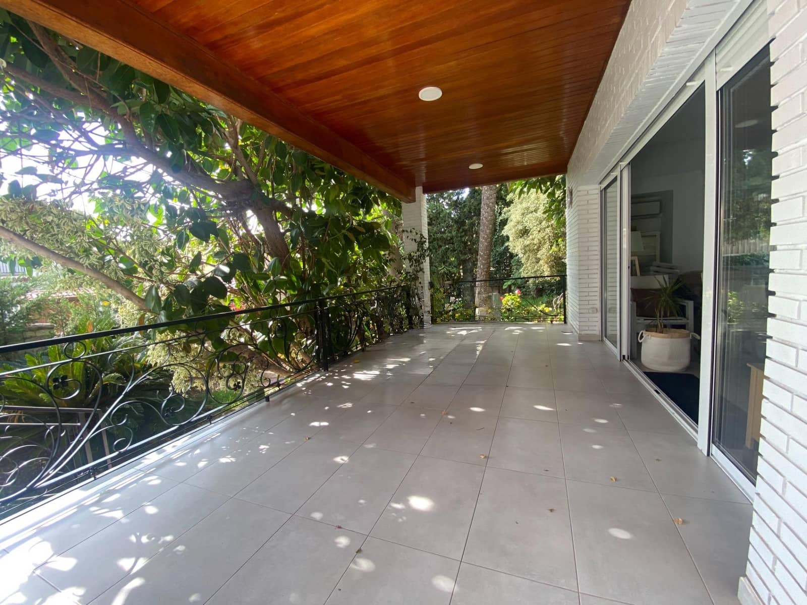 4 soveværelse Villa til salg i Torrent med swimmingpool - € 530.000 (Ref: 9215411)