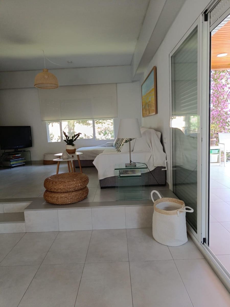 4 soveværelse Villa til salg i Torrent med swimmingpool - € 530.000 (Ref: 9215411)