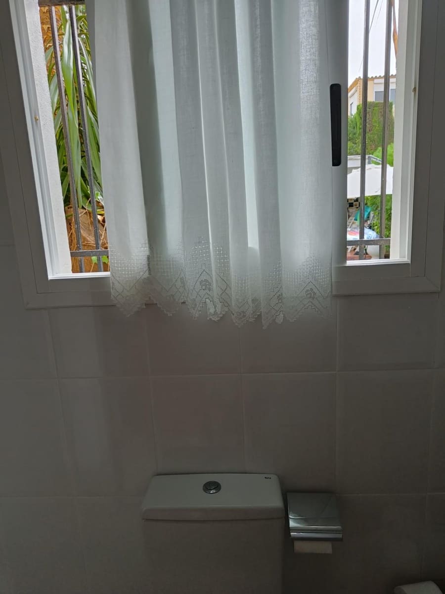 4 soveværelse Villa til salg i Torrent med swimmingpool - € 530.000 (Ref: 9215411)