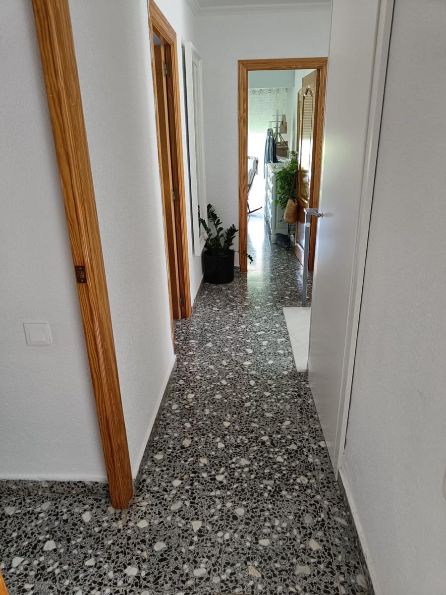 4 soveværelse Villa til salg i Torrent med swimmingpool - € 530.000 (Ref: 9215411)