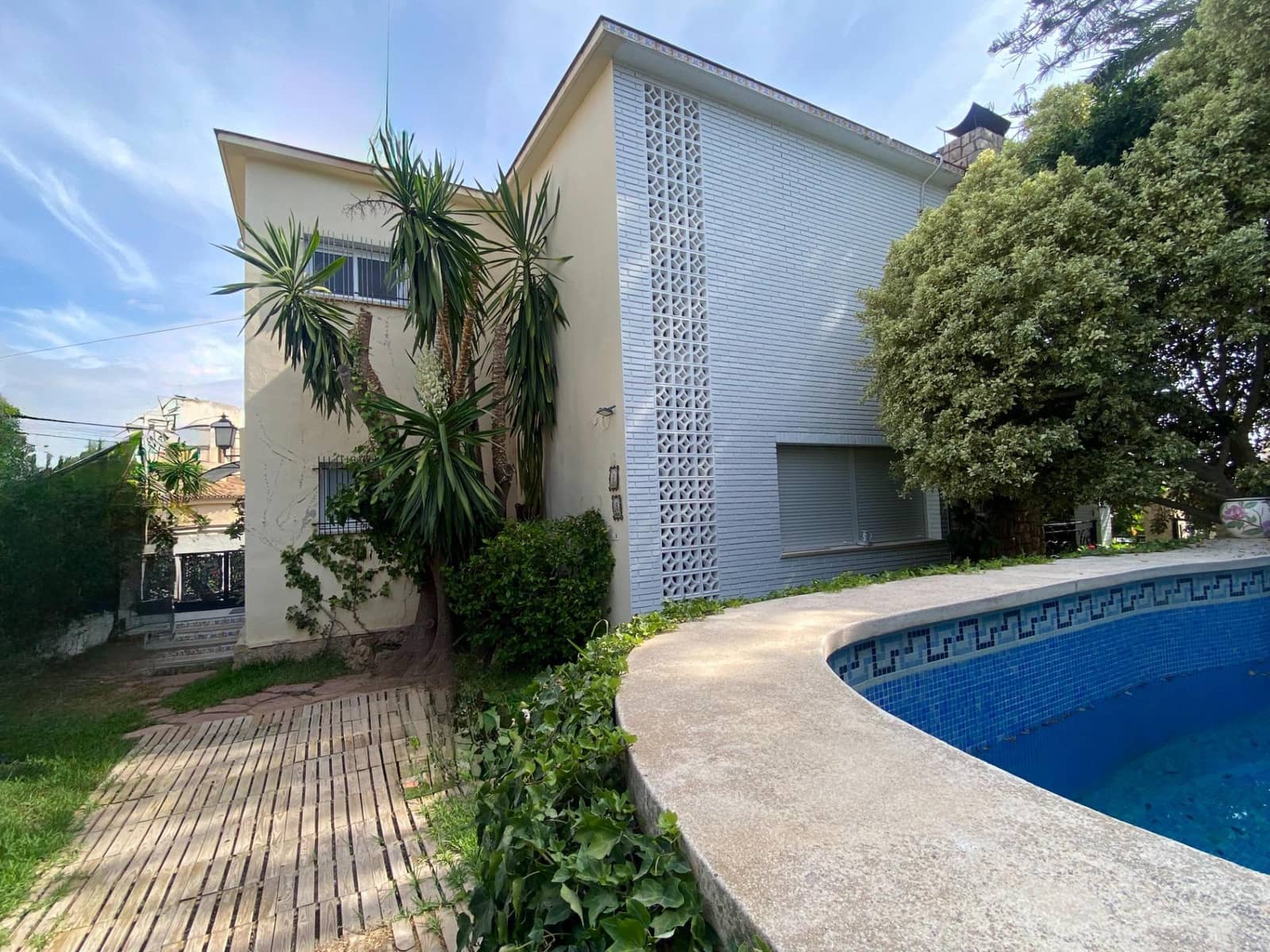 4 soveværelse Villa til salg i Torrent med swimmingpool - € 530.000 (Ref: 9215411)