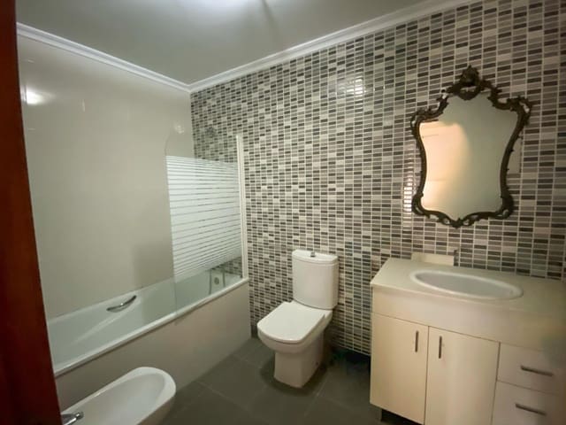 2 soveværelse Lejlighed til salg i Torrent med garage - € 290.000 (Ref: 9406894)