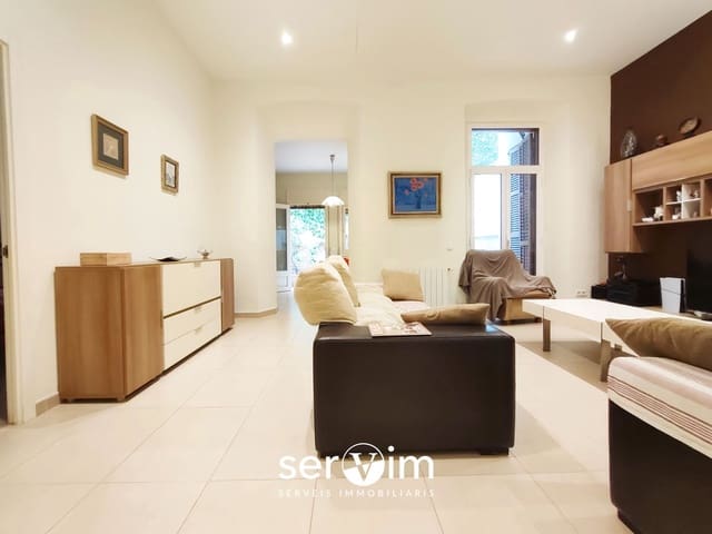 4 soveværelse Lejlighed til salg i Girona by - € 675.000 (Ref: 9128632)