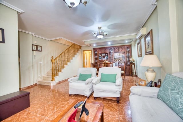 4 sovrum Radhus till salu i San Vicente / Sant Vicent del Raspeig - 328 500 € (Ref: 10111918)