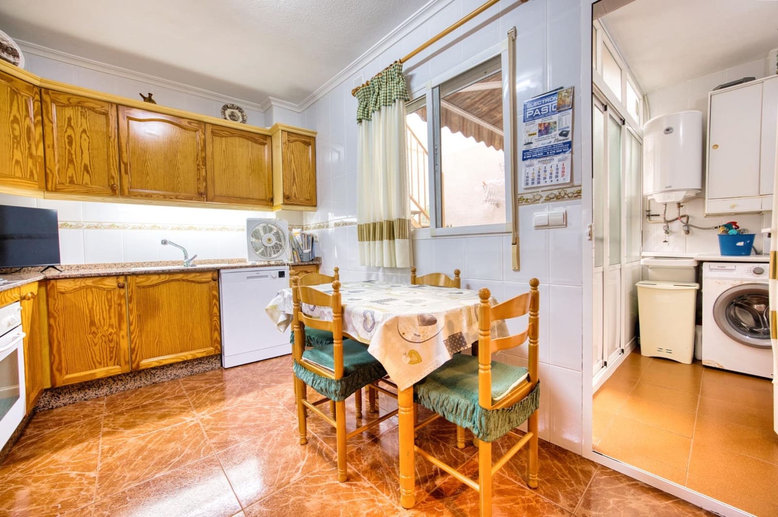 4 bedroom Terraced Villa for sale in San Vicente / Sant Vicent del Raspeig - € 328,500 (Ref: 10111918)