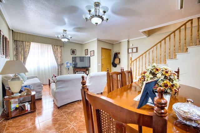 4 sovrum Radhus till salu i San Vicente / Sant Vicent del Raspeig - 328 500 € (Ref: 10111918)