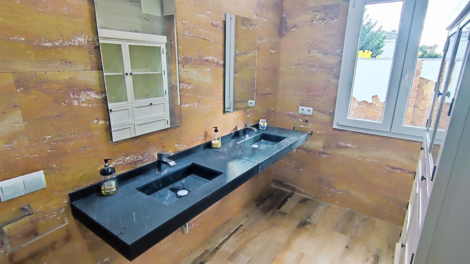 5 chambre Villa/Maison à vendre à Muchamiel / Mutxamel avec piscine garage - 690 000 € (Ref: 10115723)