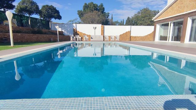 5 chambre Villa/Maison à vendre à Muchamiel / Mutxamel avec piscine garage - 690 000 € (Ref: 10115723)