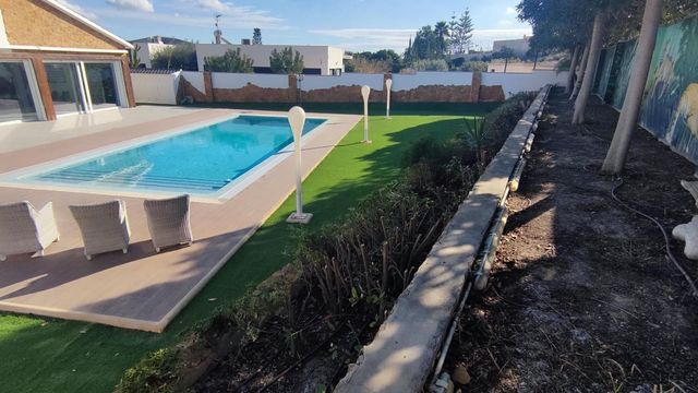 5 chambre Villa/Maison à vendre à Muchamiel / Mutxamel avec piscine garage - 690 000 € (Ref: 10115723)