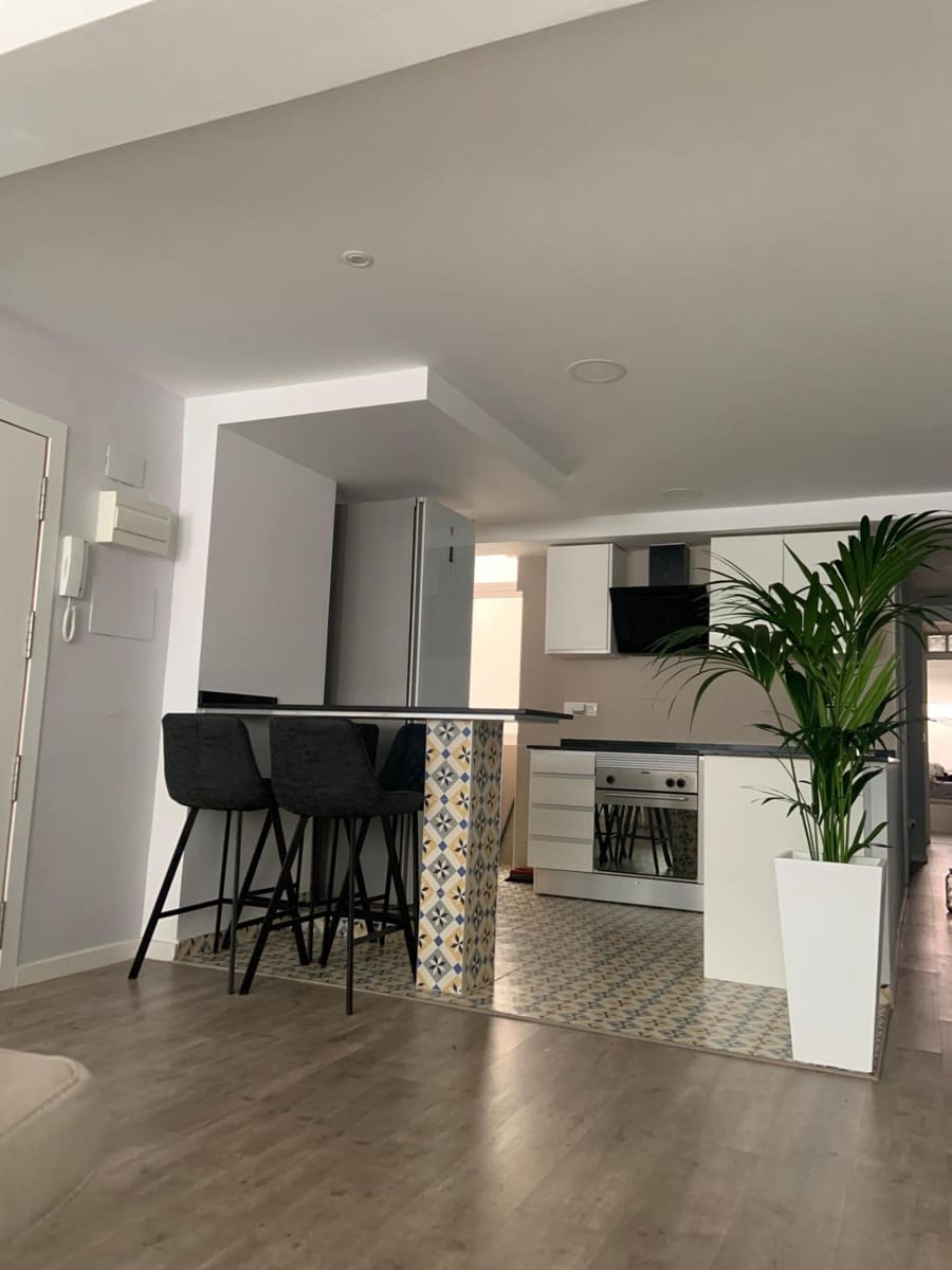 3 slaapkamer Flat te koop in Alicante stad met garage - € 200.000 (Ref: 10115724)