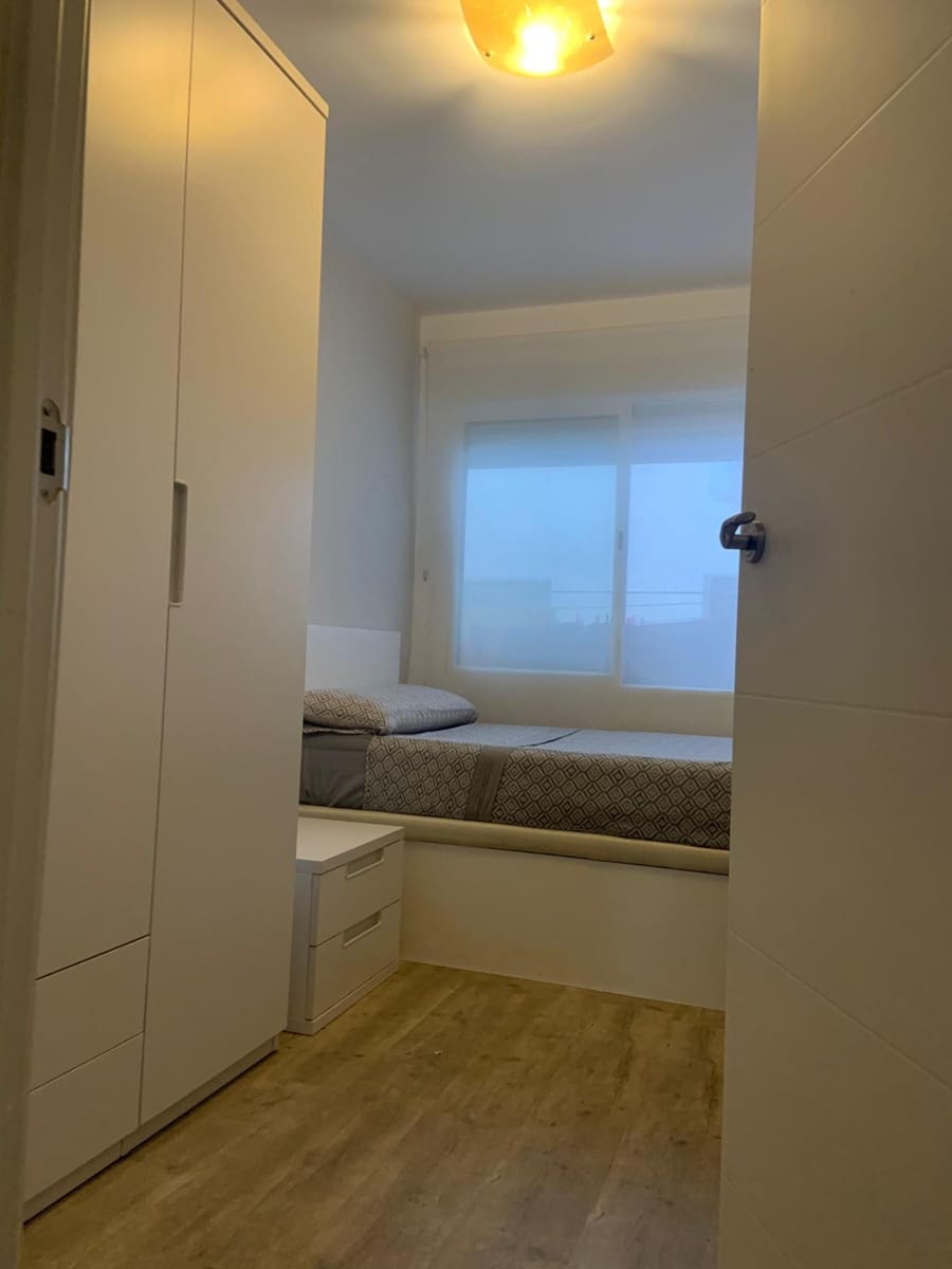 3 slaapkamer Flat te koop in Alicante stad met garage - € 200.000 (Ref: 10115724)