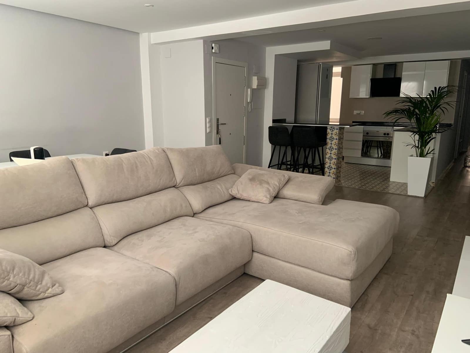 3 slaapkamer Flat te koop in Alicante stad met garage - € 200.000 (Ref: 10115724)