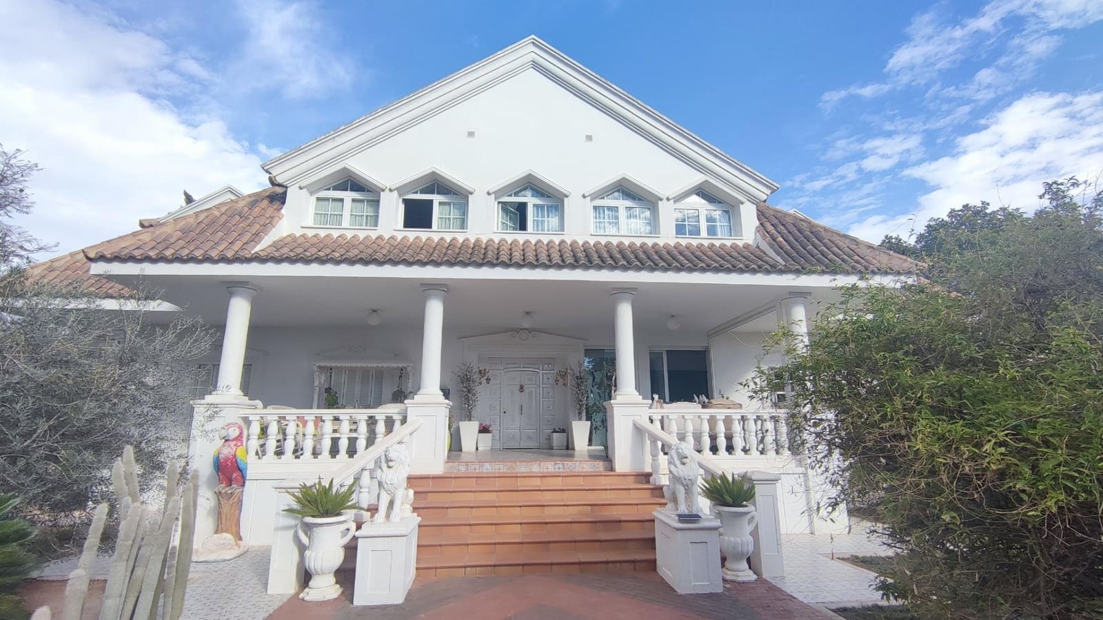 5 slaapkamer Villa te koop in San Vicente / Sant Vicent del Raspeig met zwembad garage - € 950.000 (Ref: 10115725)