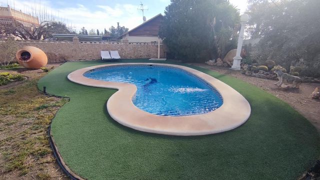 5 slaapkamer Villa te koop in San Vicente / Sant Vicent del Raspeig met zwembad garage - € 950.000 (Ref: 10115725)