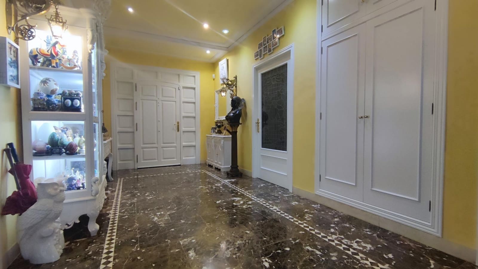 5 slaapkamer Villa te koop in San Vicente / Sant Vicent del Raspeig met zwembad garage - € 950.000 (Ref: 10115725)