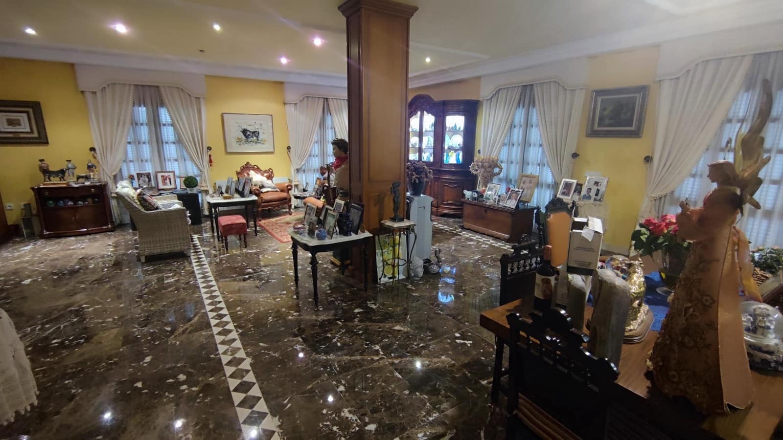 5 slaapkamer Villa te koop in San Vicente / Sant Vicent del Raspeig met zwembad garage - € 950.000 (Ref: 10115725)
