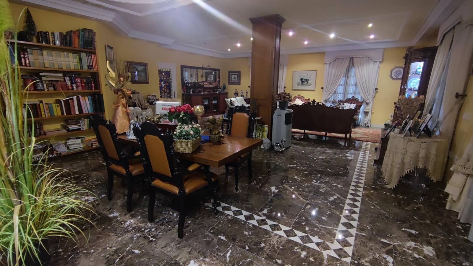 5 slaapkamer Villa te koop in San Vicente / Sant Vicent del Raspeig met zwembad garage - € 950.000 (Ref: 10115725)