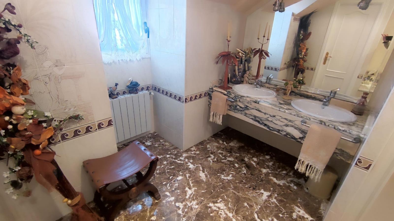5 slaapkamer Villa te koop in San Vicente / Sant Vicent del Raspeig met zwembad garage - € 950.000 (Ref: 10115725)