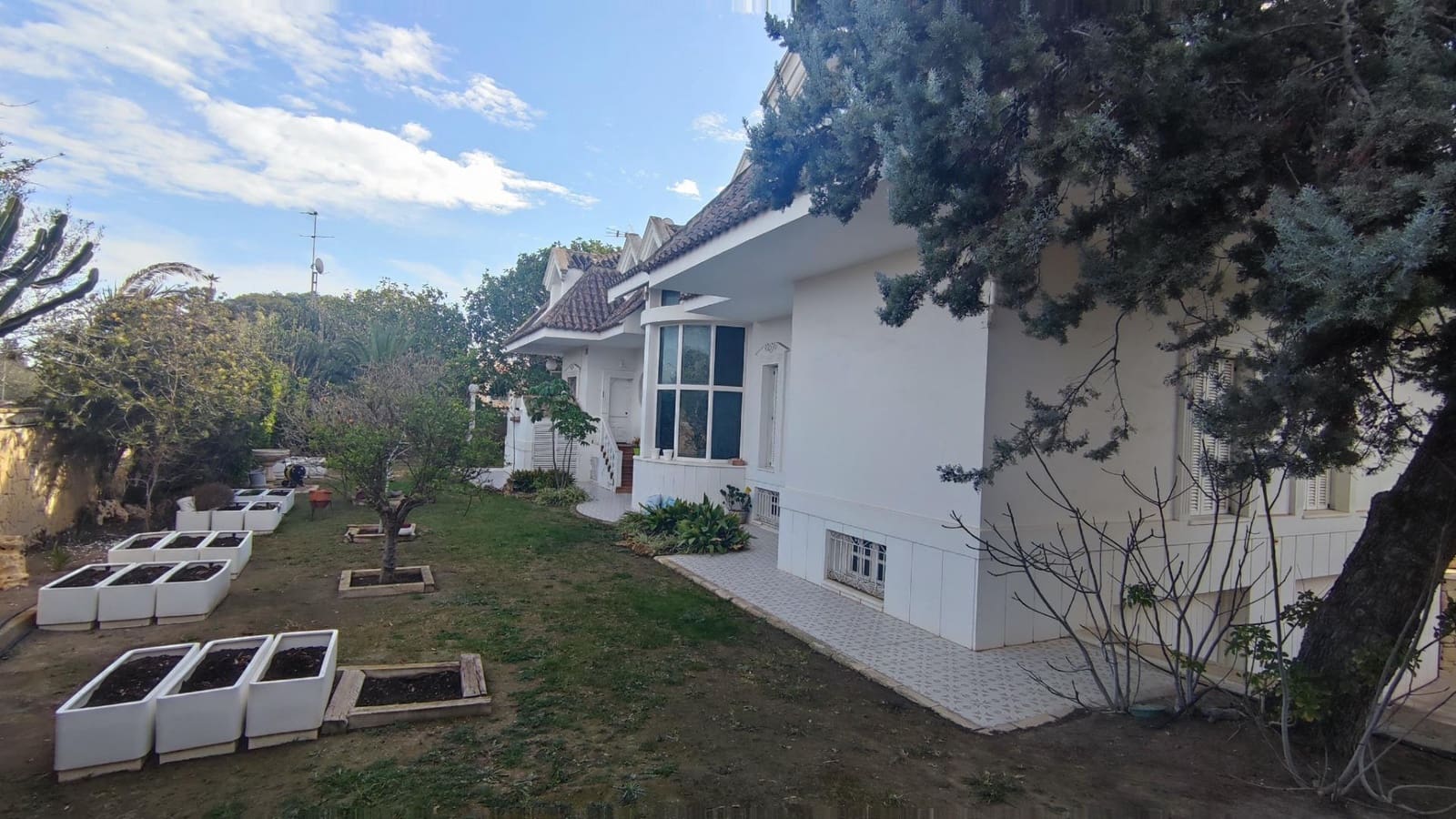 5 slaapkamer Villa te koop in San Vicente / Sant Vicent del Raspeig met zwembad garage - € 950.000 (Ref: 10115725)