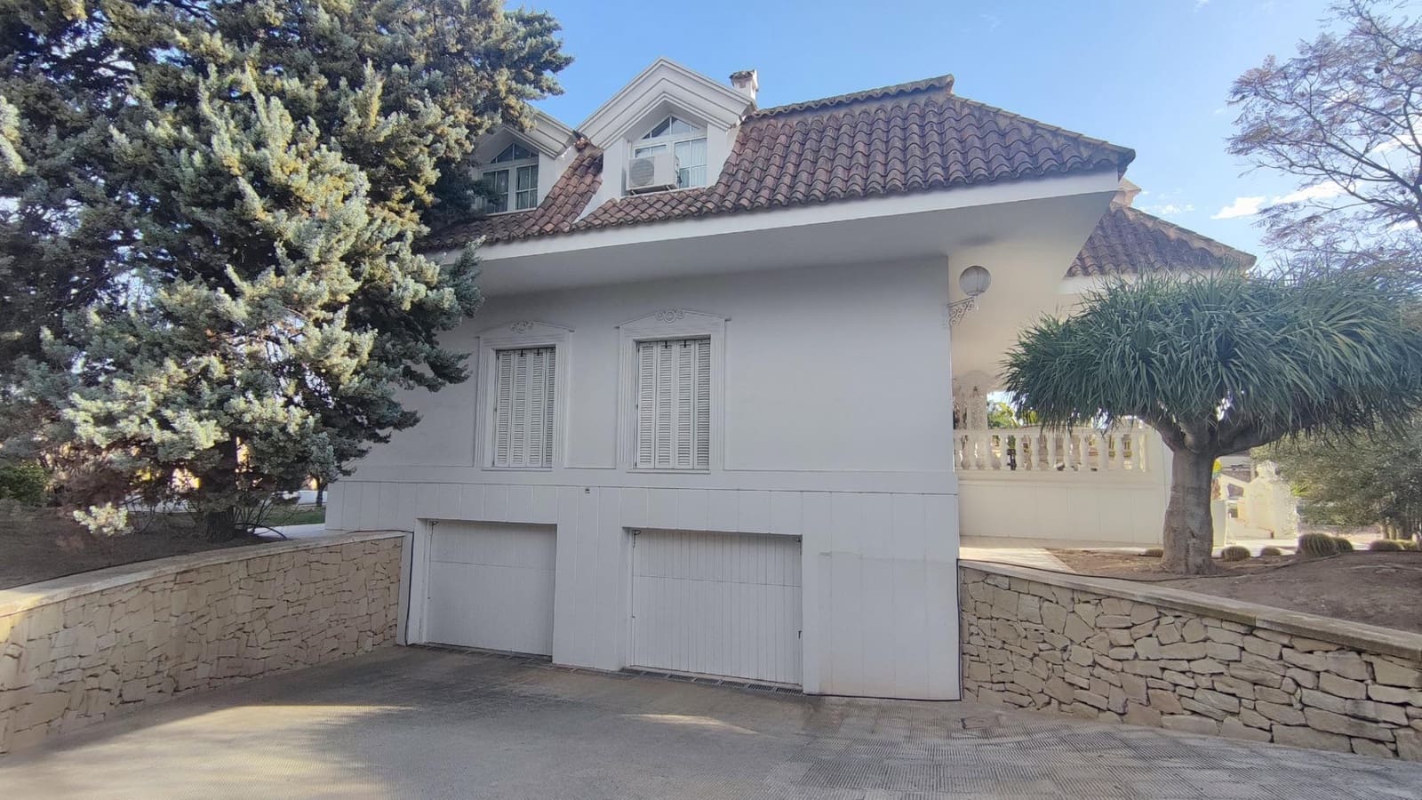5 slaapkamer Villa te koop in San Vicente / Sant Vicent del Raspeig met zwembad garage - € 950.000 (Ref: 10115725)