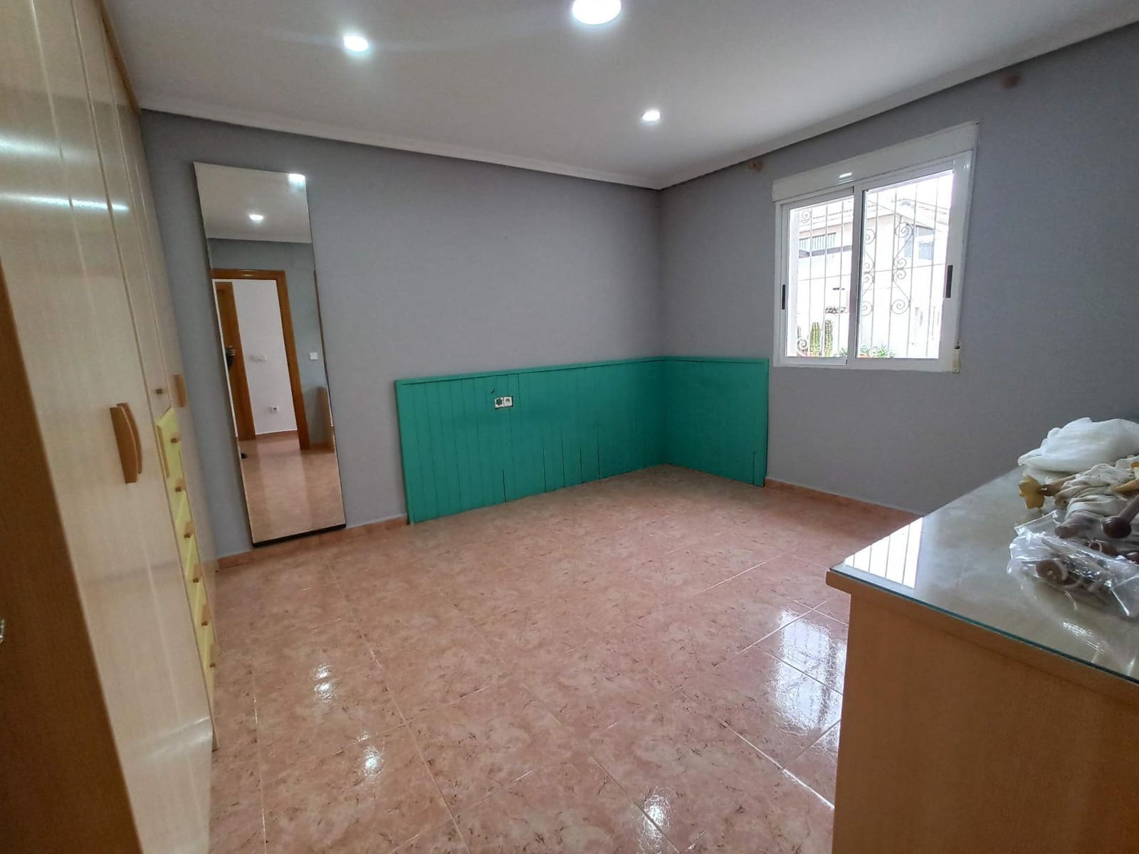 3 bedroom Apartment for sale in Alicante / Alacant city - € 350,000 (Ref: 10115746)