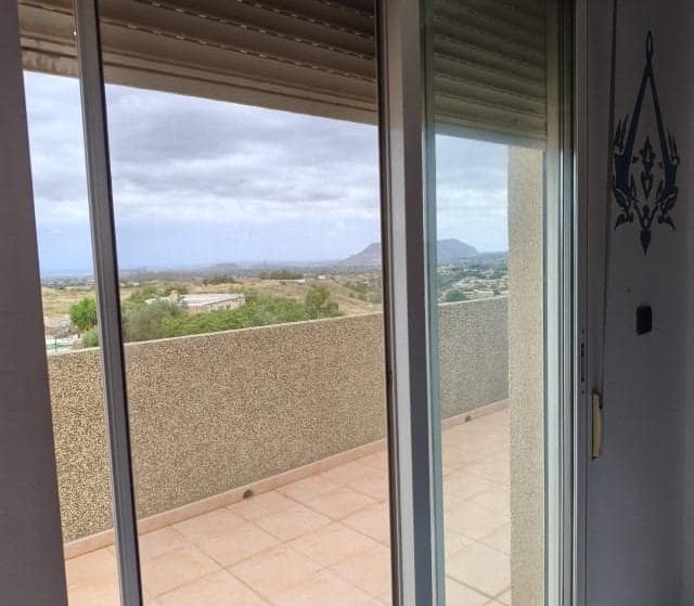 3 soveværelse Villa til salg i Moralet med swimmingpool garage - € 435.000 (Ref: 10136174)