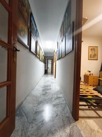 3 soveværelse Lejlighed til salg i Alicante by - € 150.000 (Ref: 10168543)