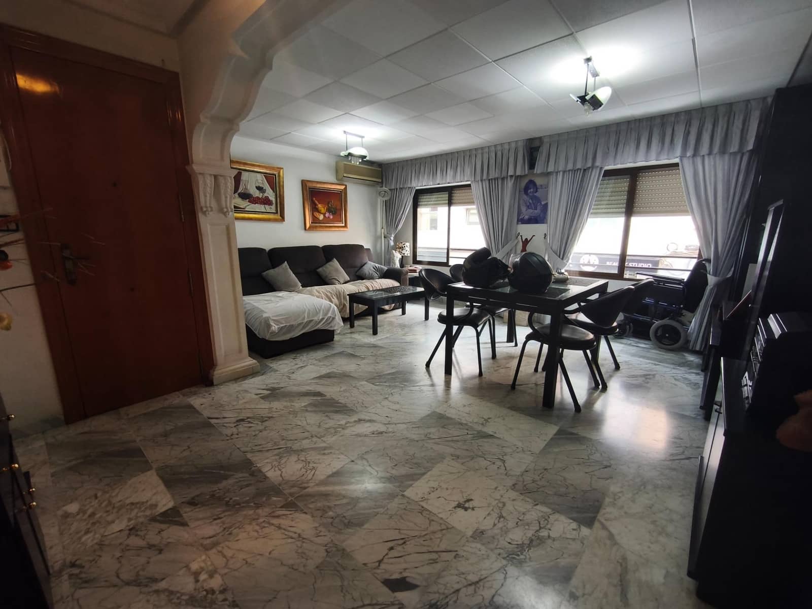3 soveværelse Lejlighed til salg i Alicante by - € 150.000 (Ref: 10168543)