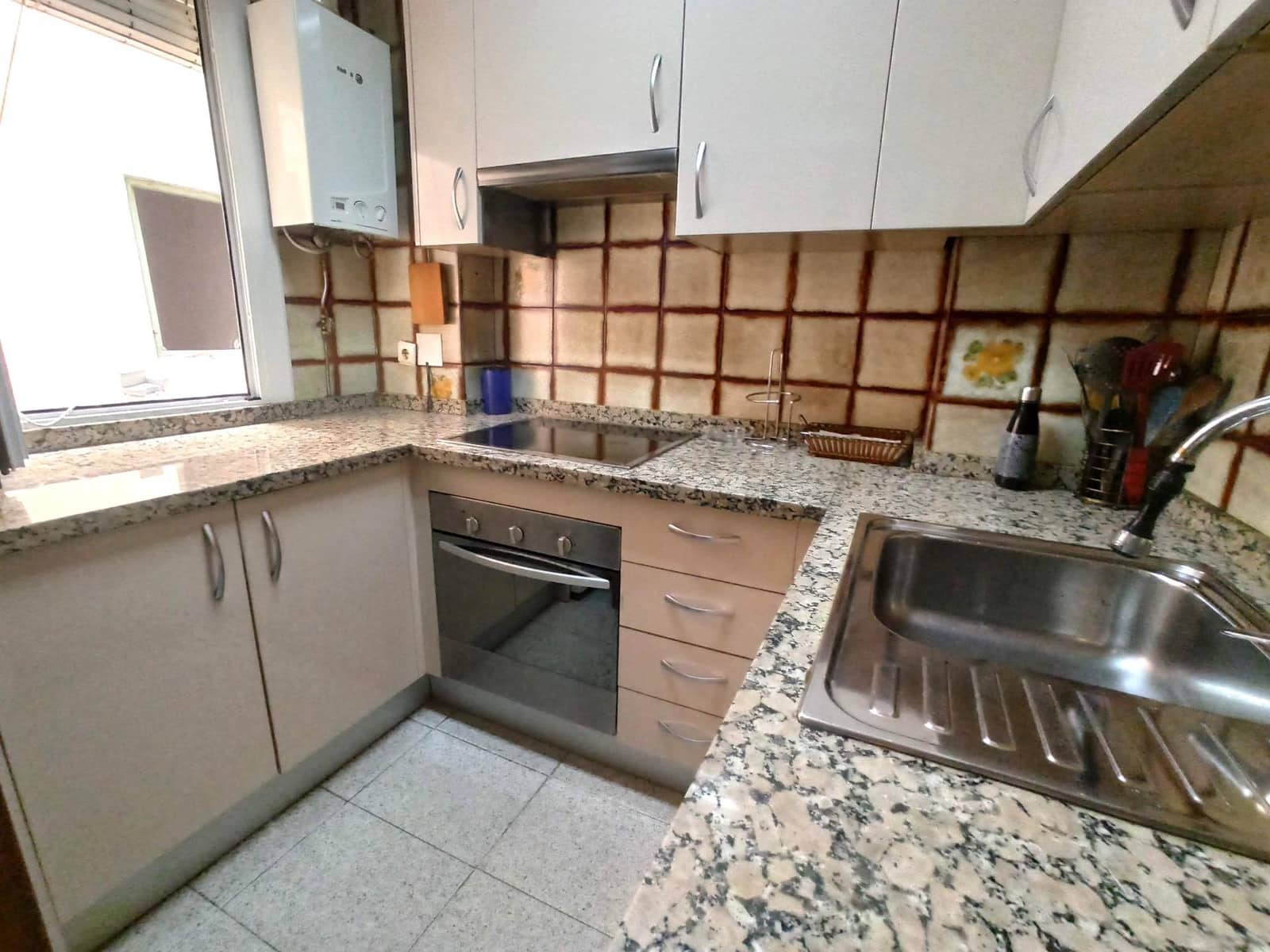 3 slaapkamer Flat te koop in Alicante stad - € 220.000 (Ref: 10177297)