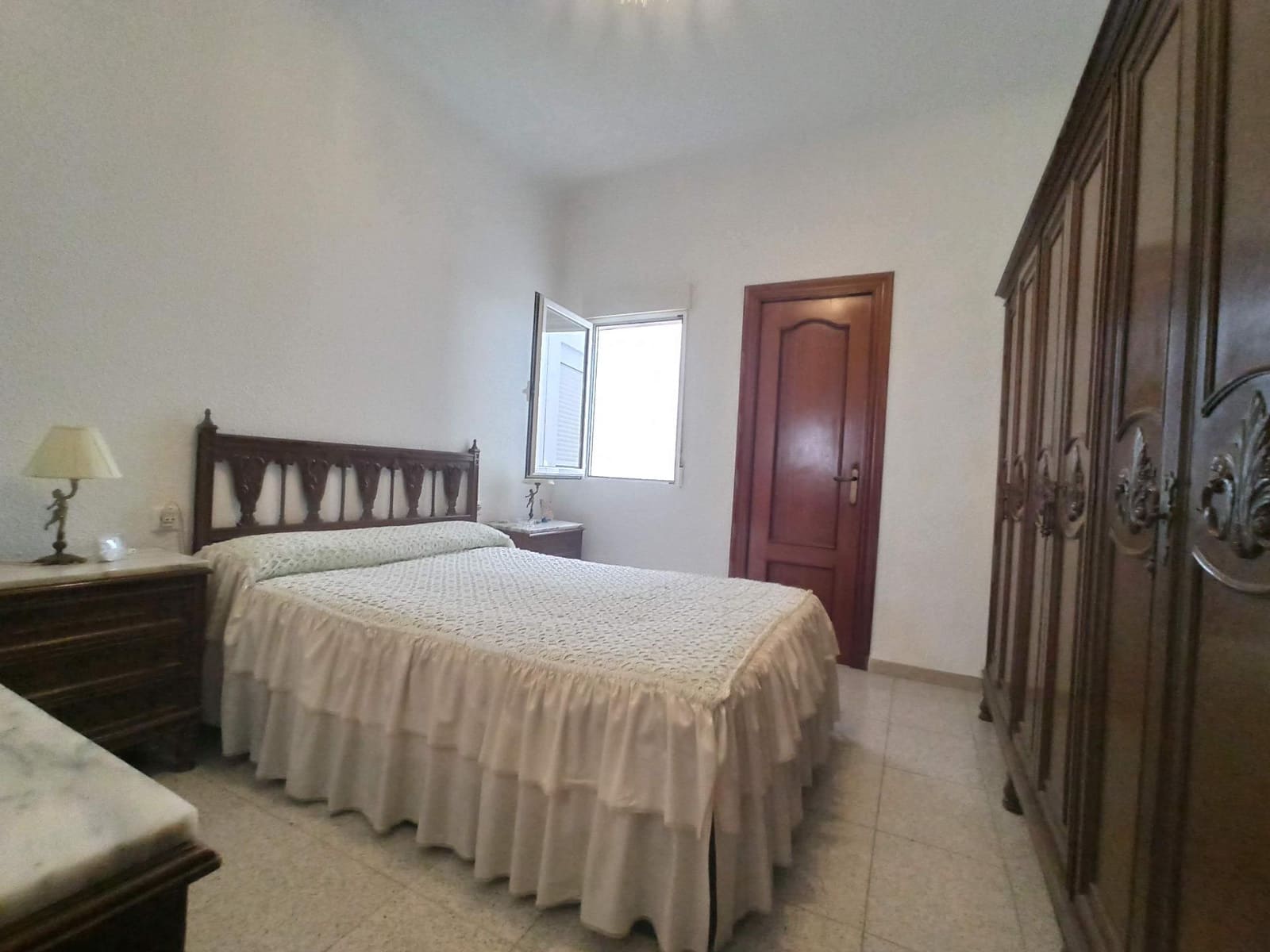 3 slaapkamer Flat te koop in Alicante stad - € 220.000 (Ref: 10177297)