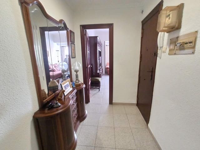 3 slaapkamer Flat te koop in Mercado, Alicante stad - € 220.000 (Ref: 10177297)