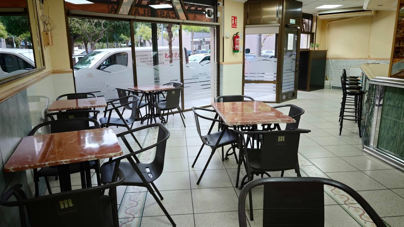 Komercyjne do wynajęcia w San Vicente / Sant Vicent del Raspeig - 1 250 € (Ref: 10183013)