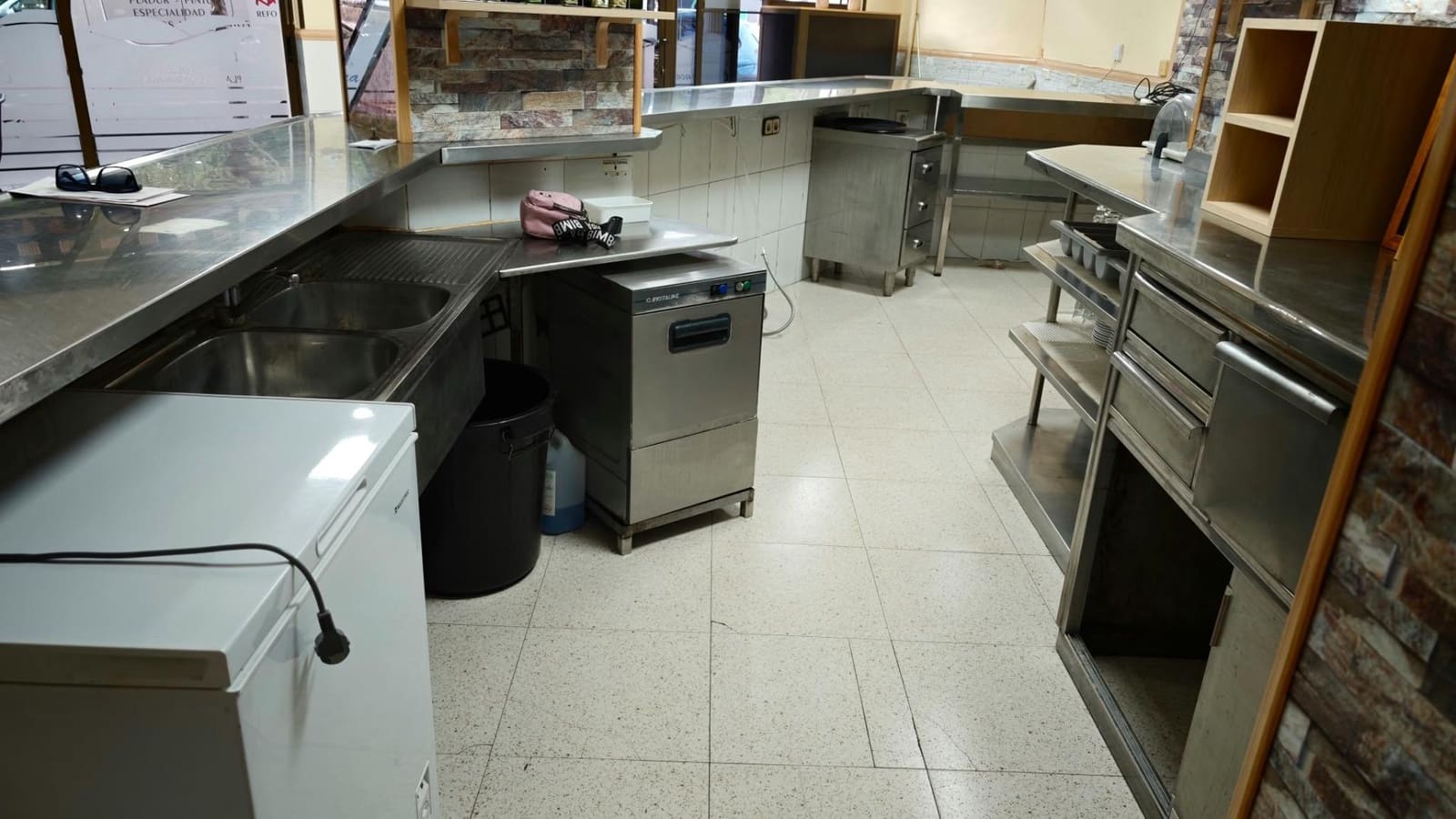Komercyjne do wynajęcia w San Vicente / Sant Vicent del Raspeig - 1 250 € (Ref: 10183013)