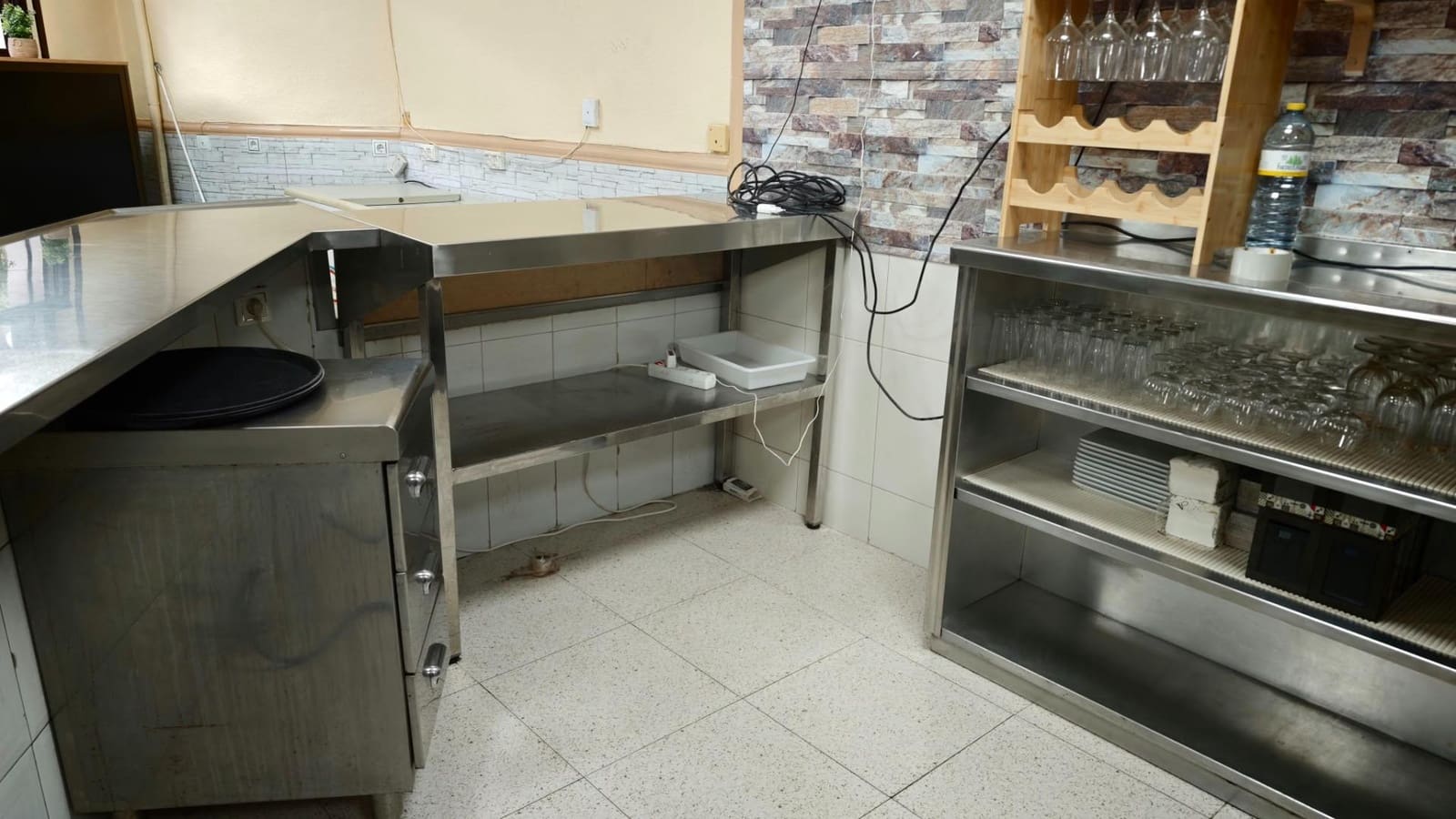Komercyjne do wynajęcia w San Vicente / Sant Vicent del Raspeig - 1 250 € (Ref: 10183013)