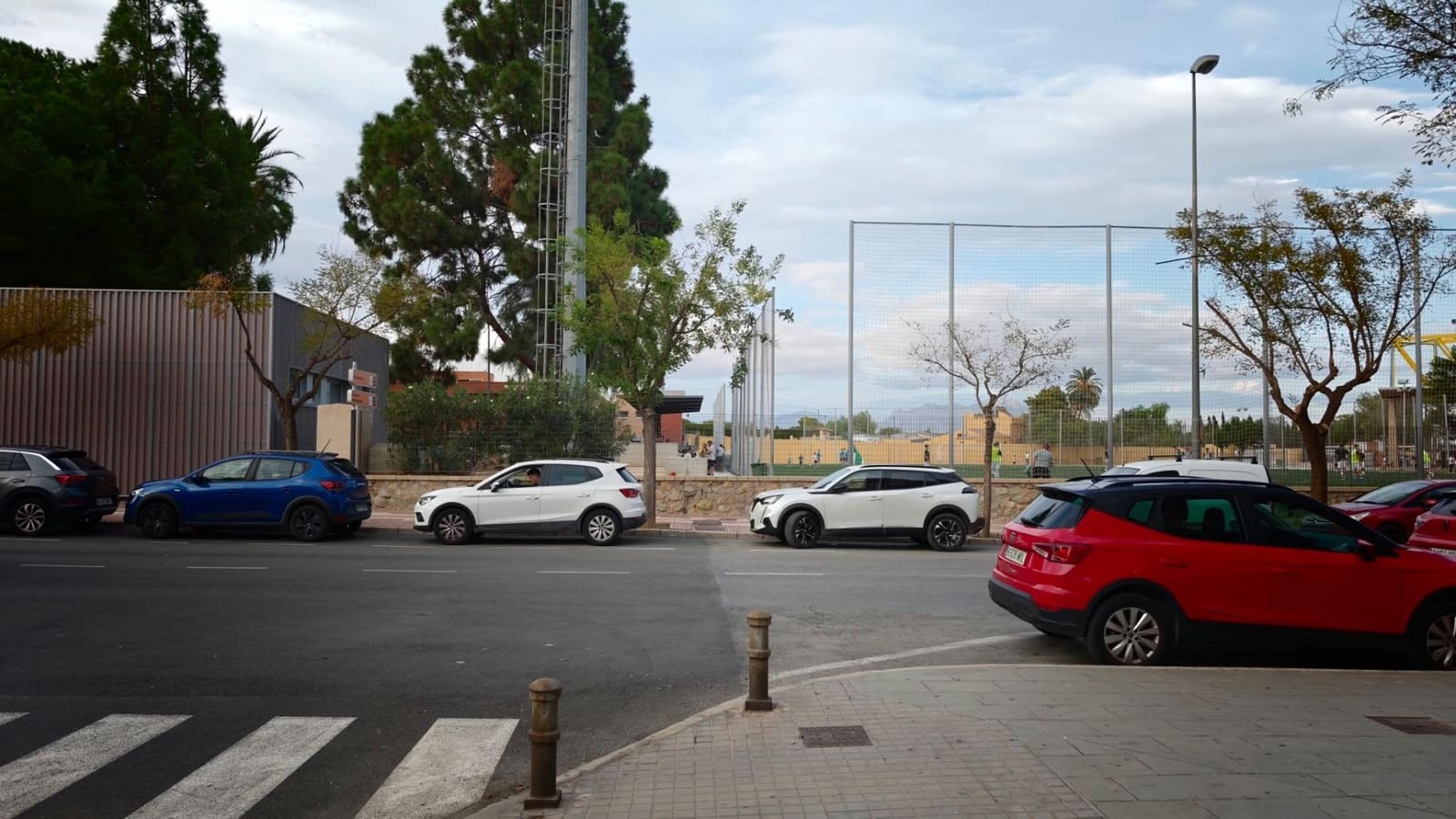 Komercyjne do wynajęcia w San Vicente / Sant Vicent del Raspeig - 1 250 € (Ref: 10183013)