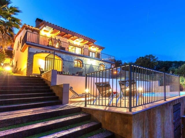 4 soveværelse Villa til salg i Calonge i Sant Antoni med swimmingpool garage - € 570.000 (Ref: 10023734)