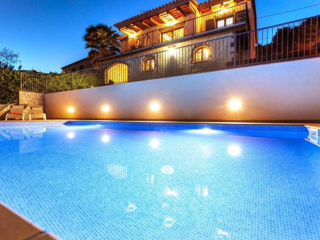 4 soveværelse Villa til salg i Calonge i Sant Antoni med swimmingpool garage - € 570.000 (Ref: 10023734)