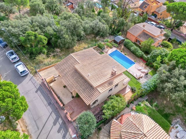 4 soveværelse Villa til salg i Calonge i Sant Antoni med swimmingpool garage - € 570.000 (Ref: 10023734)